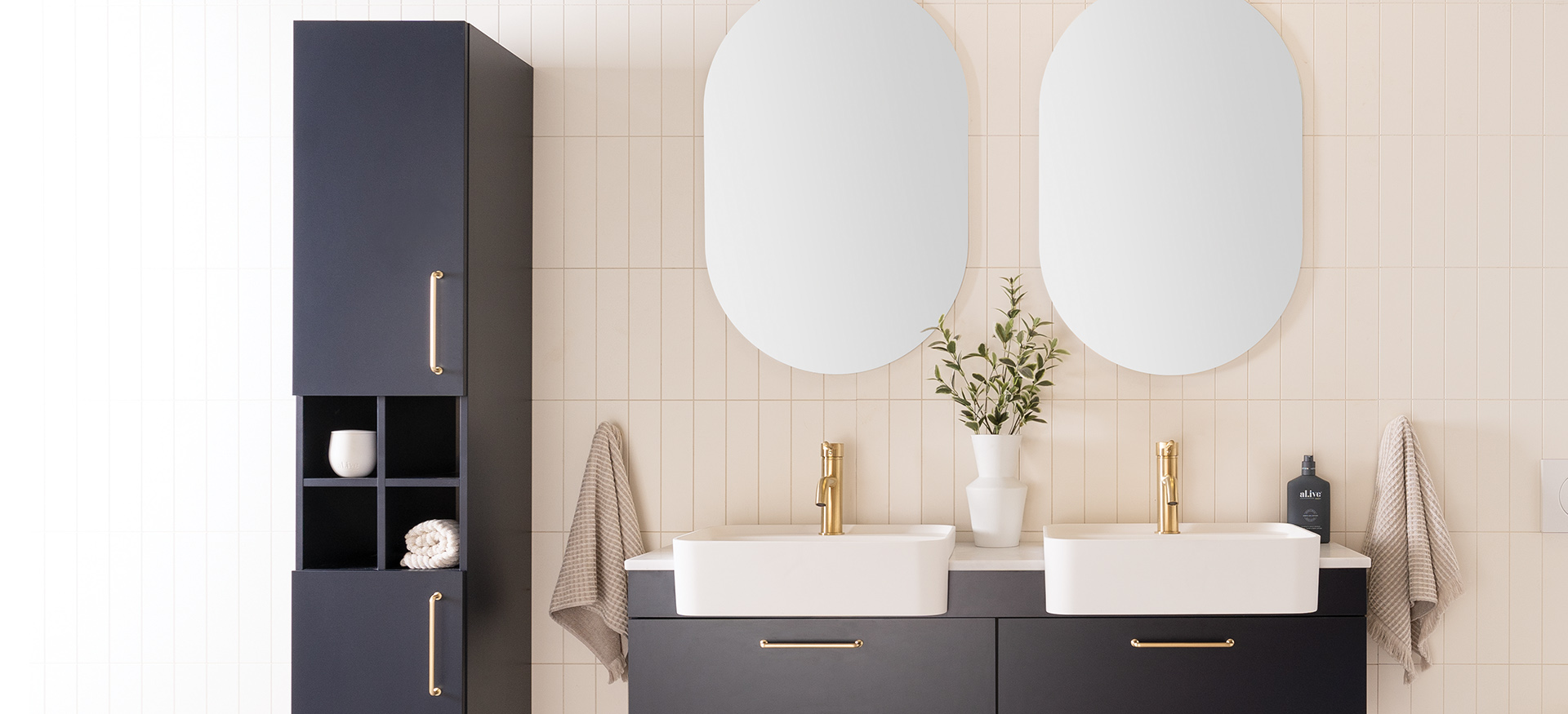 Glacier Shelf Tallboy