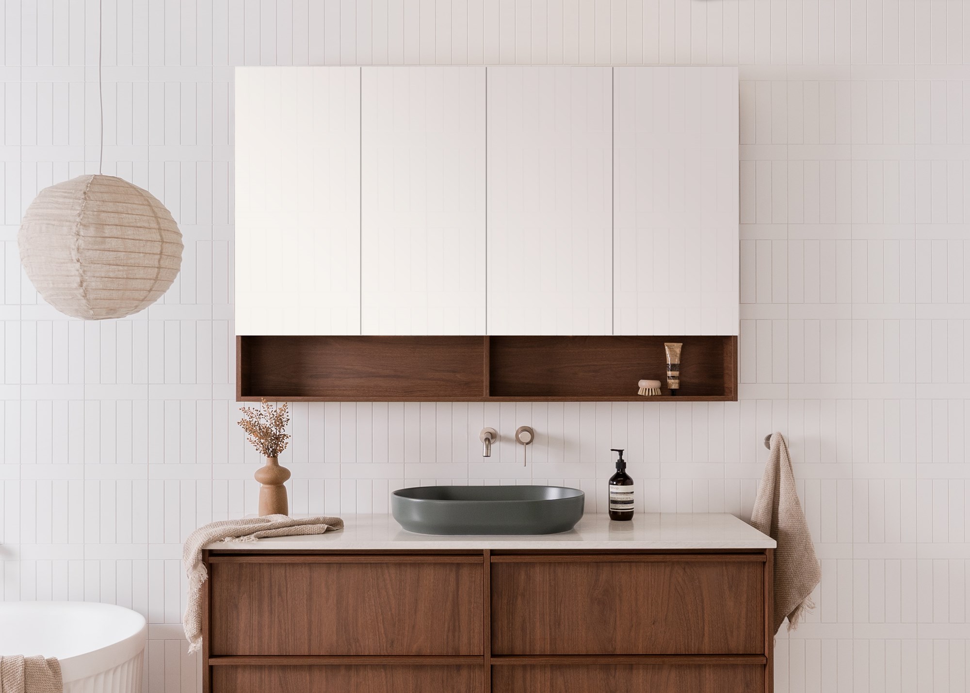 Eli 1500 WH Florentine Walnut 1 Front 4 Door Shaver Web