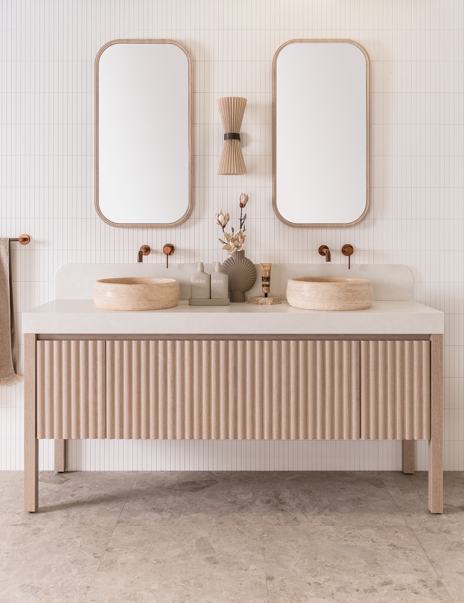 Harper 1800 FM Coastal Oak 2 Front 740X960 Mobile Web