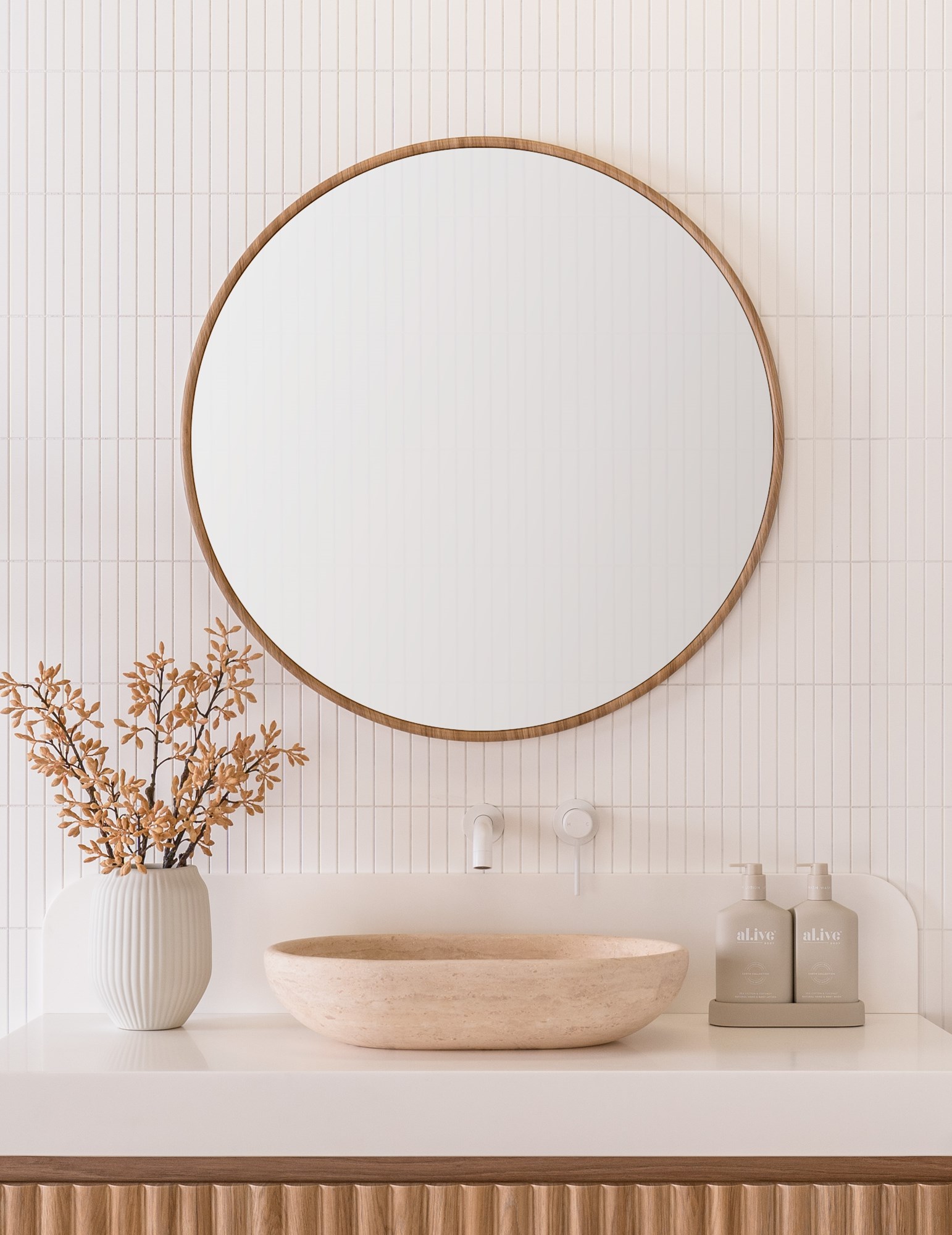 Harper 1130 Prime Oak Portrait Front 740X960 Web