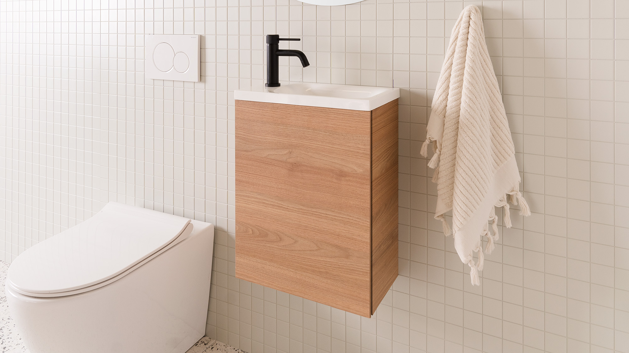 Glacier Mini 400 Tassie Oak Ceramic Top 1920X875