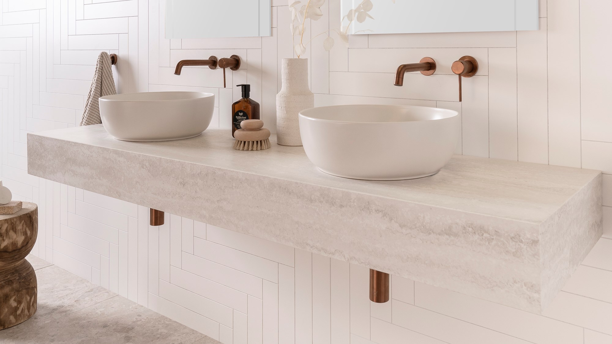 Michel 1800 Double Grety Travertine Angle 1 Web 1600X900